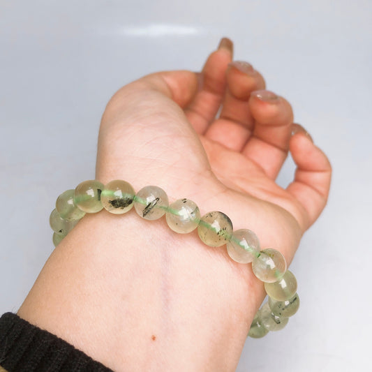 grape stone bracelet/Crystal healing/Gemstone