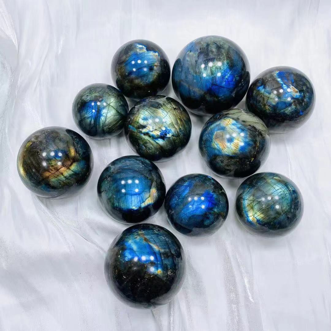 Natural labradorite sphere crystal sphere