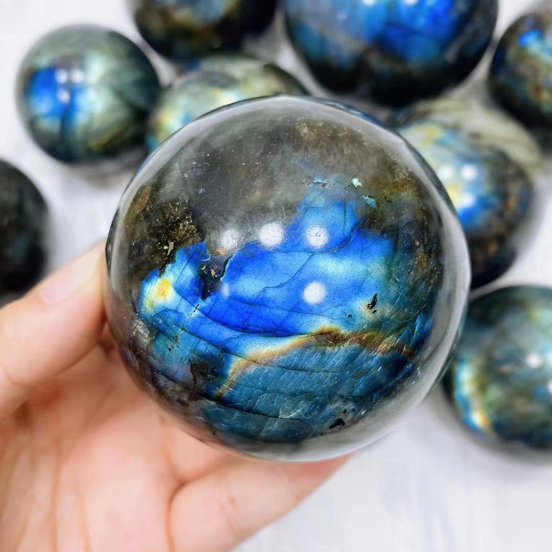 Natural labradorite sphere crystal sphere