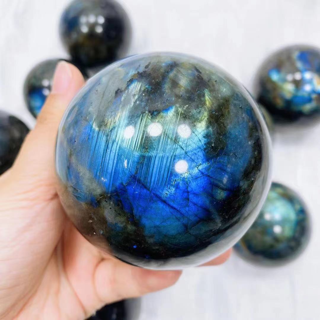 Natural labradorite sphere crystal sphere