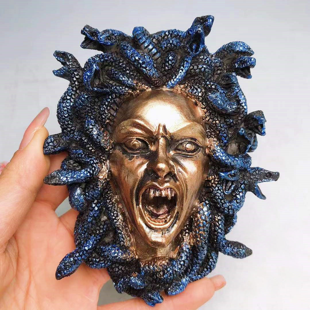 Resin Medusa carved ornaments