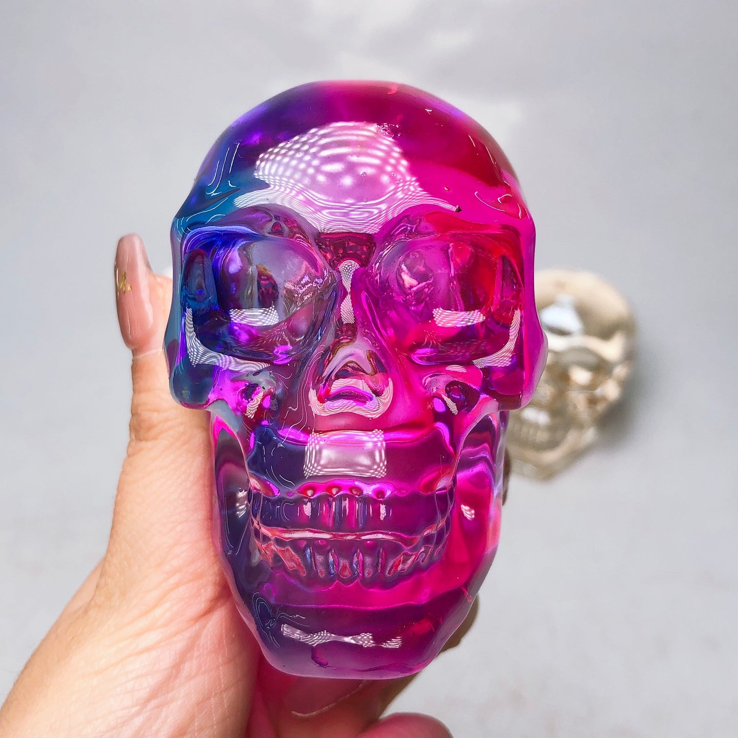 Aura glass skull/Ranbow skull Free shipping over $200