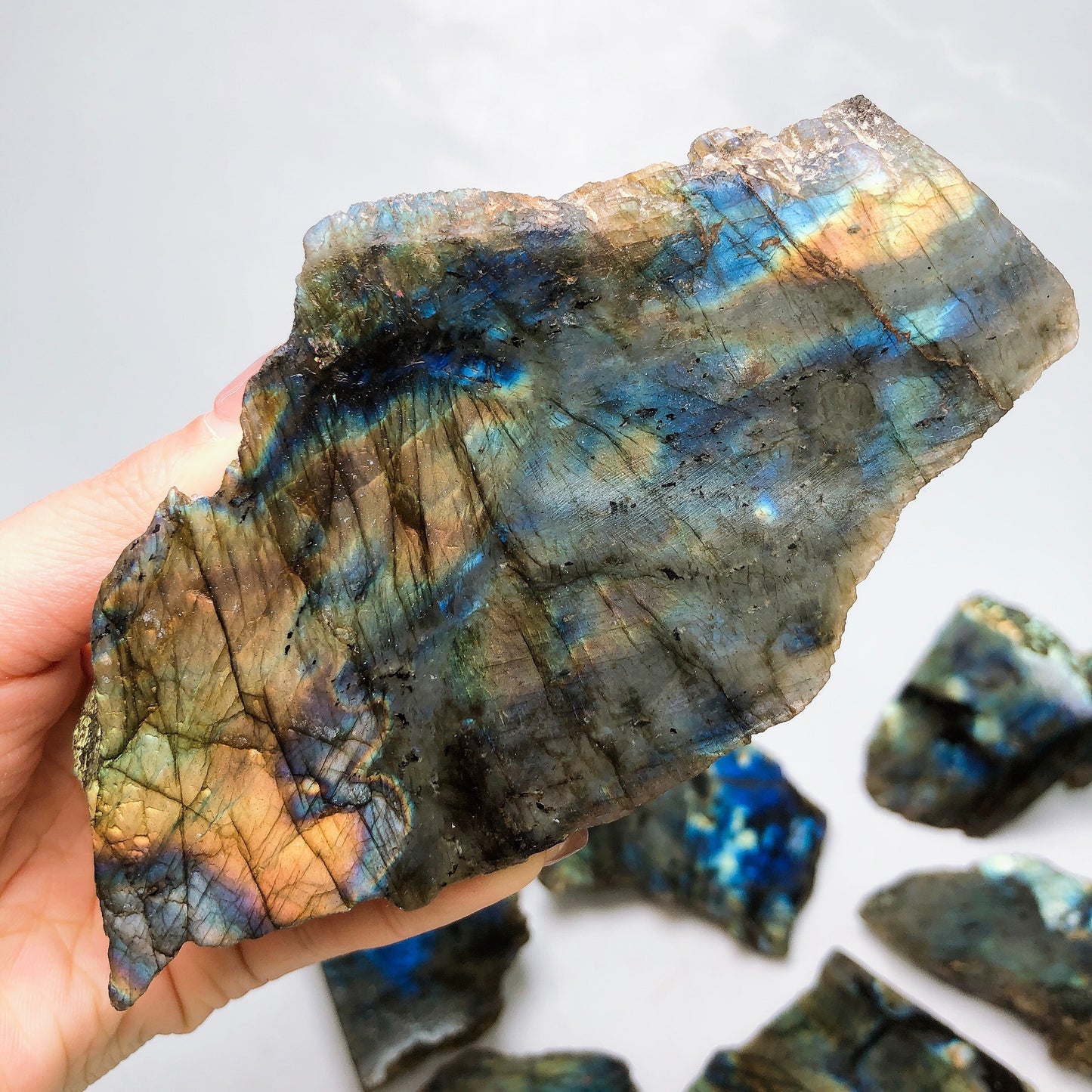 Labradorite slice specimen/Crystal healing/Blue flash mineral rawstone