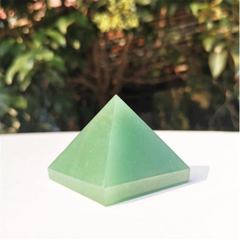 Nature aventurine pyramid/Crystal healing/self healing/collection