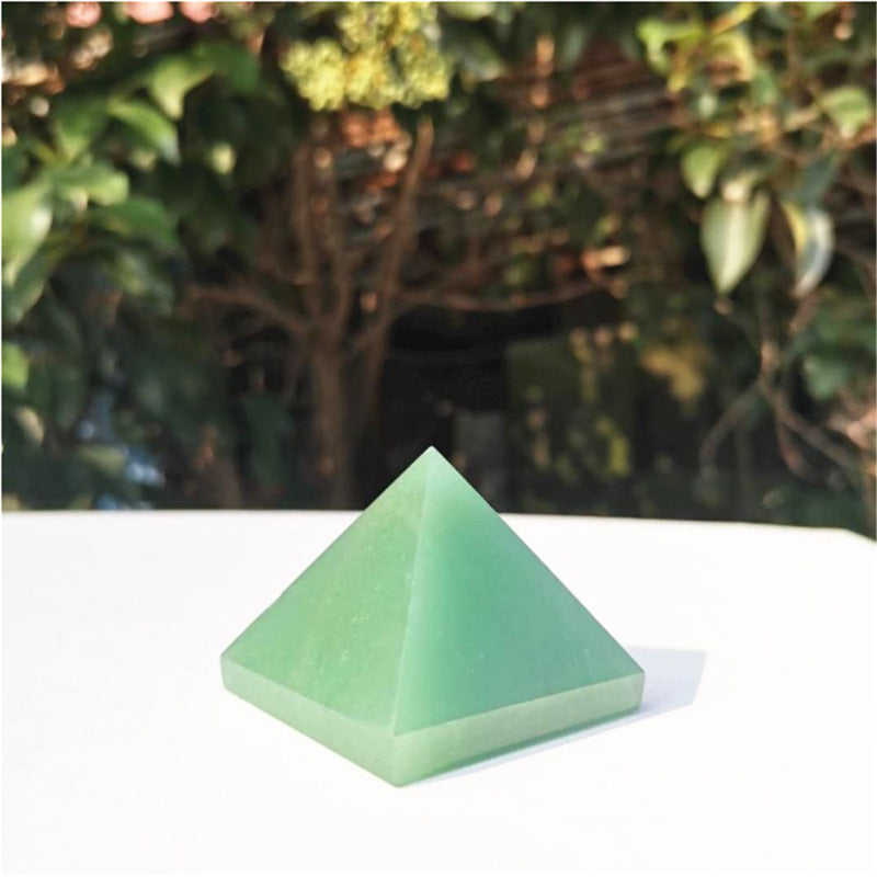 Nature aventurine pyramid/Crystal healing/self healing/collection