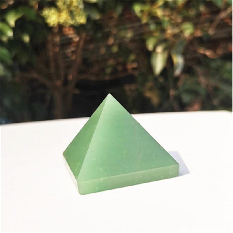 Nature aventurine pyramid/Crystal healing/self healing/collection