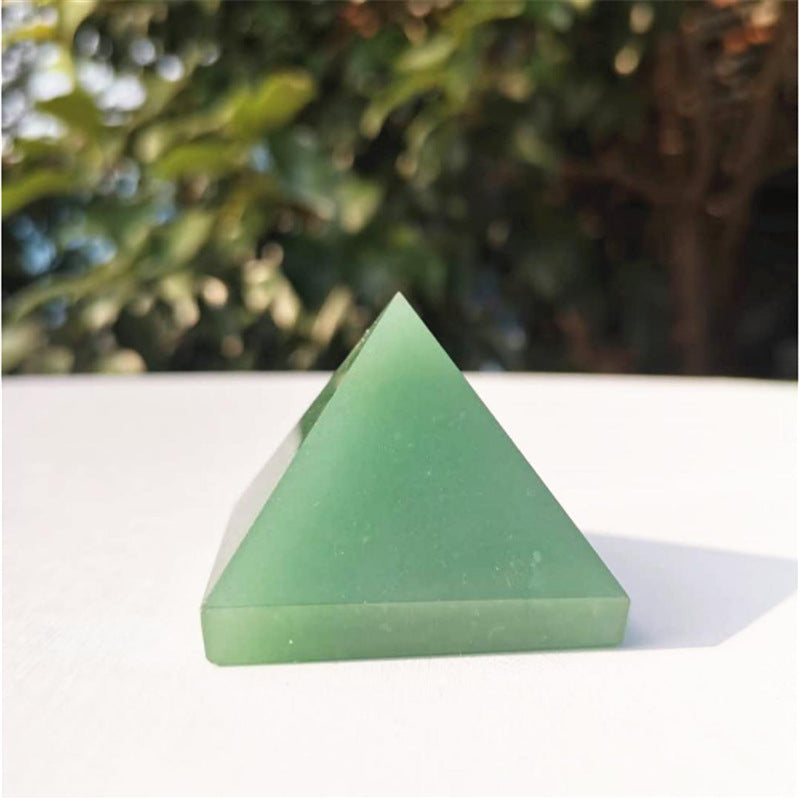 Nature aventurine pyramid/Crystal healing/self healing/collection