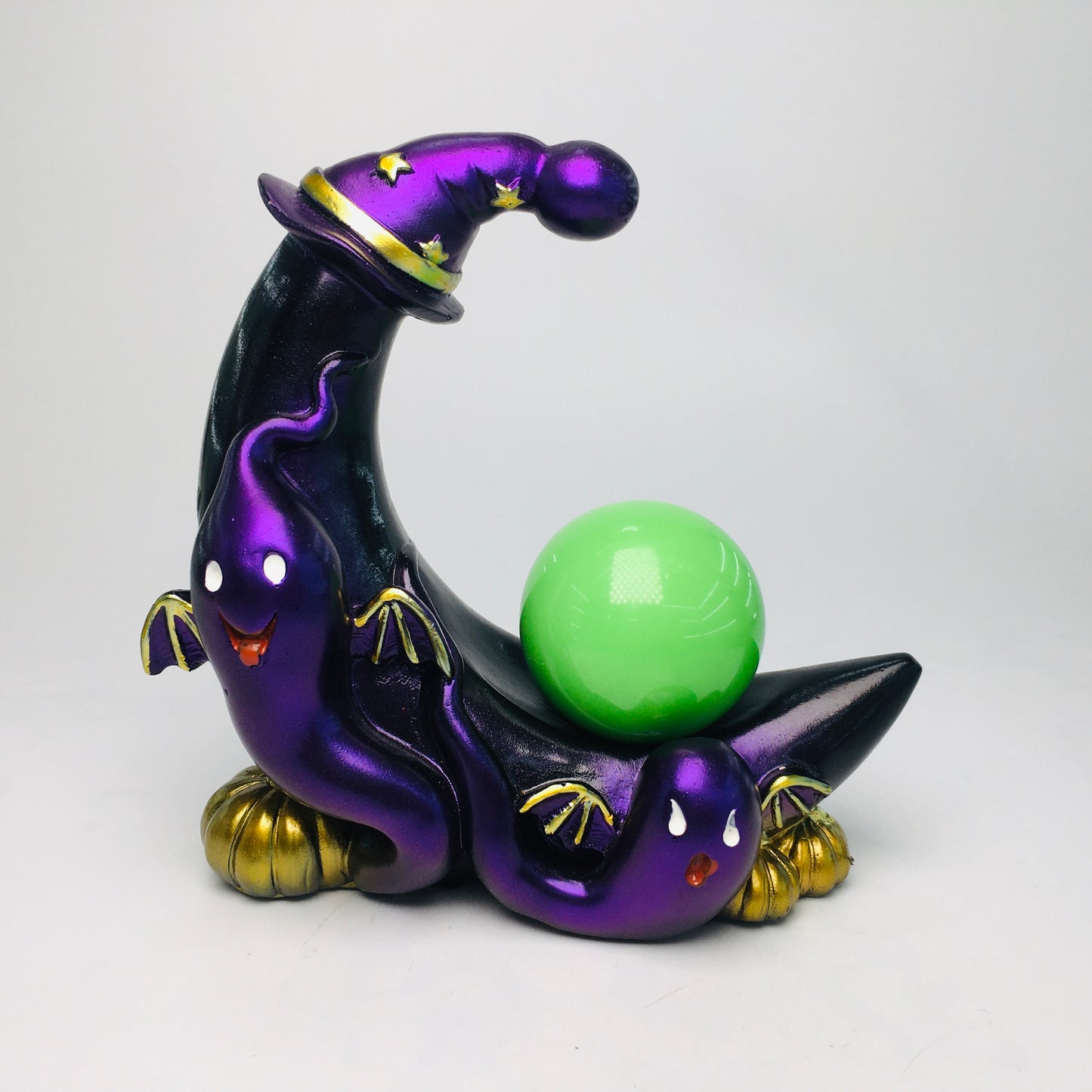 Resin Moon And Ghosts Sphere Stand