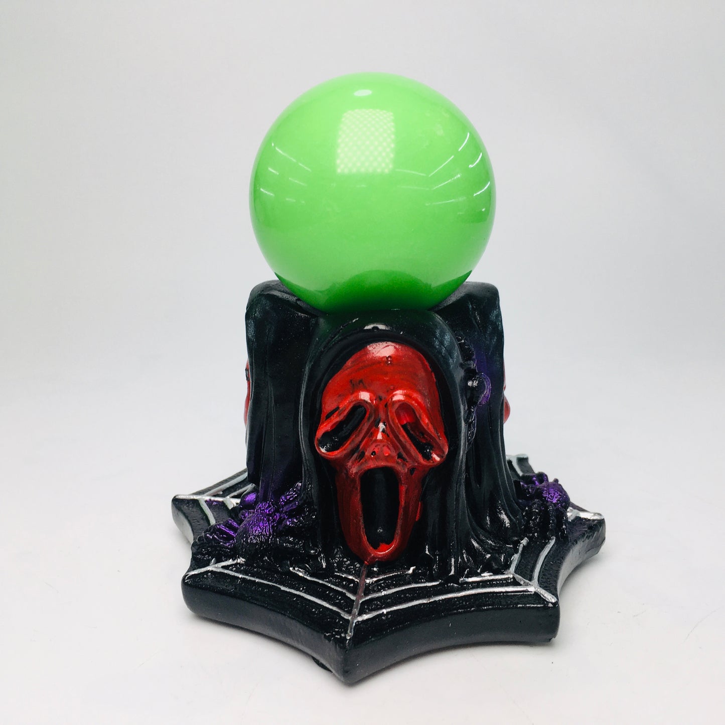 Resin Scream Ghost Sphere Stand