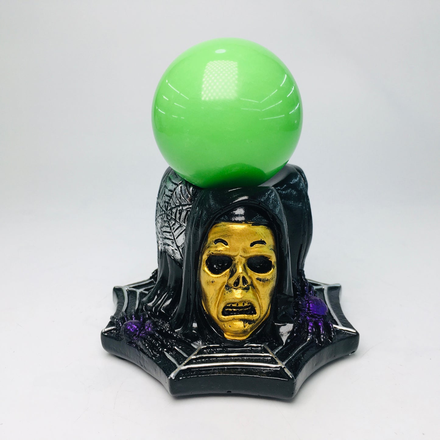 Resin Scream Ghost Sphere Stand