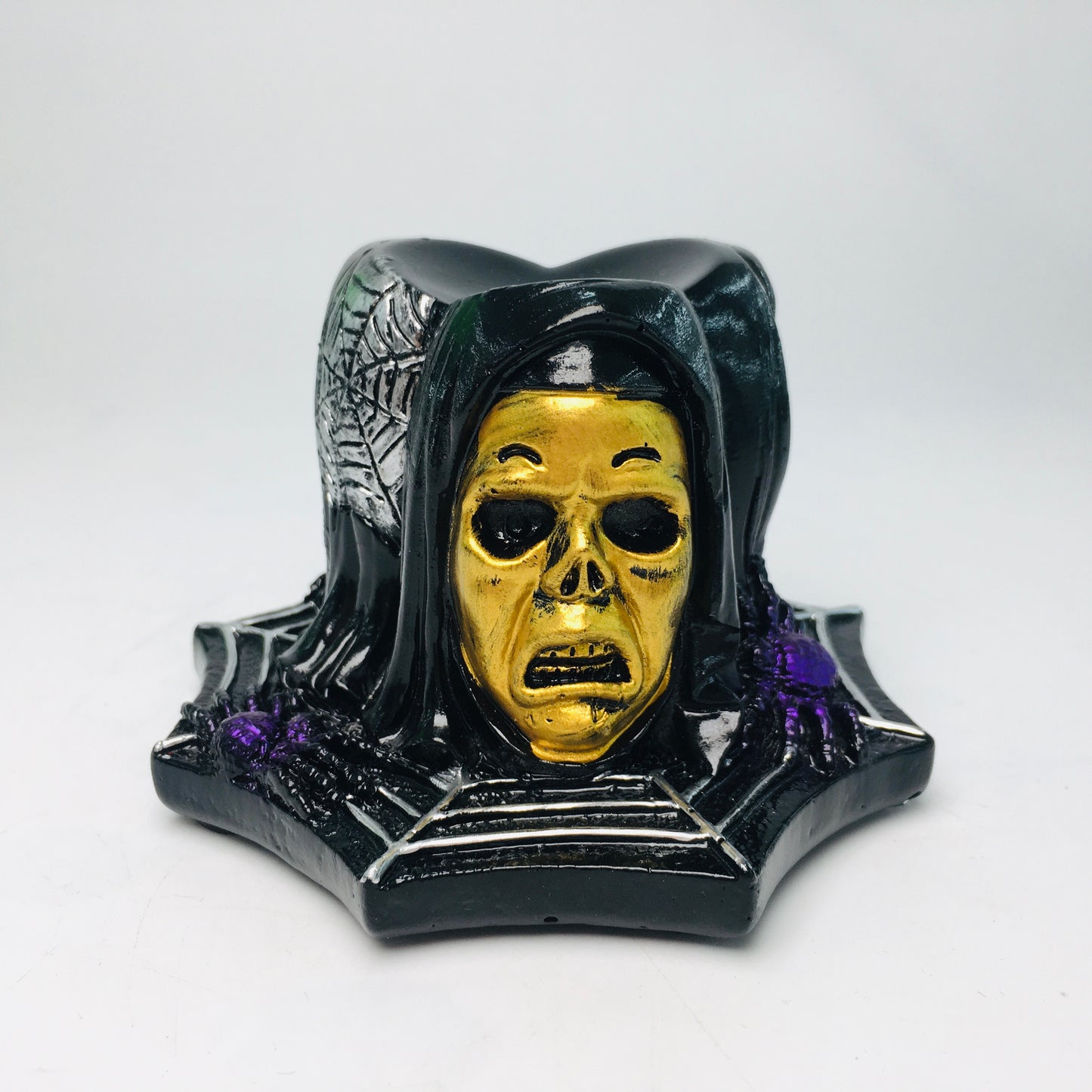 Resin Scream Ghost Sphere Stand