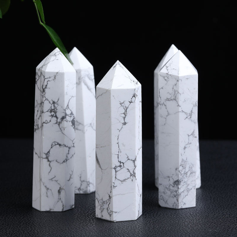 Howlite tower/Crystal healing/Point